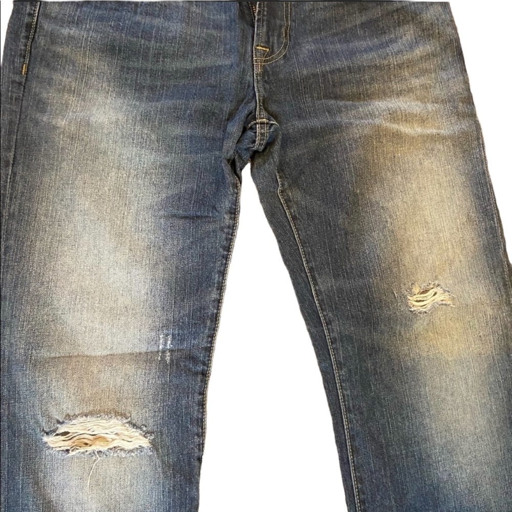 American Eagle Ripped Jeans - Picture 2 of 6